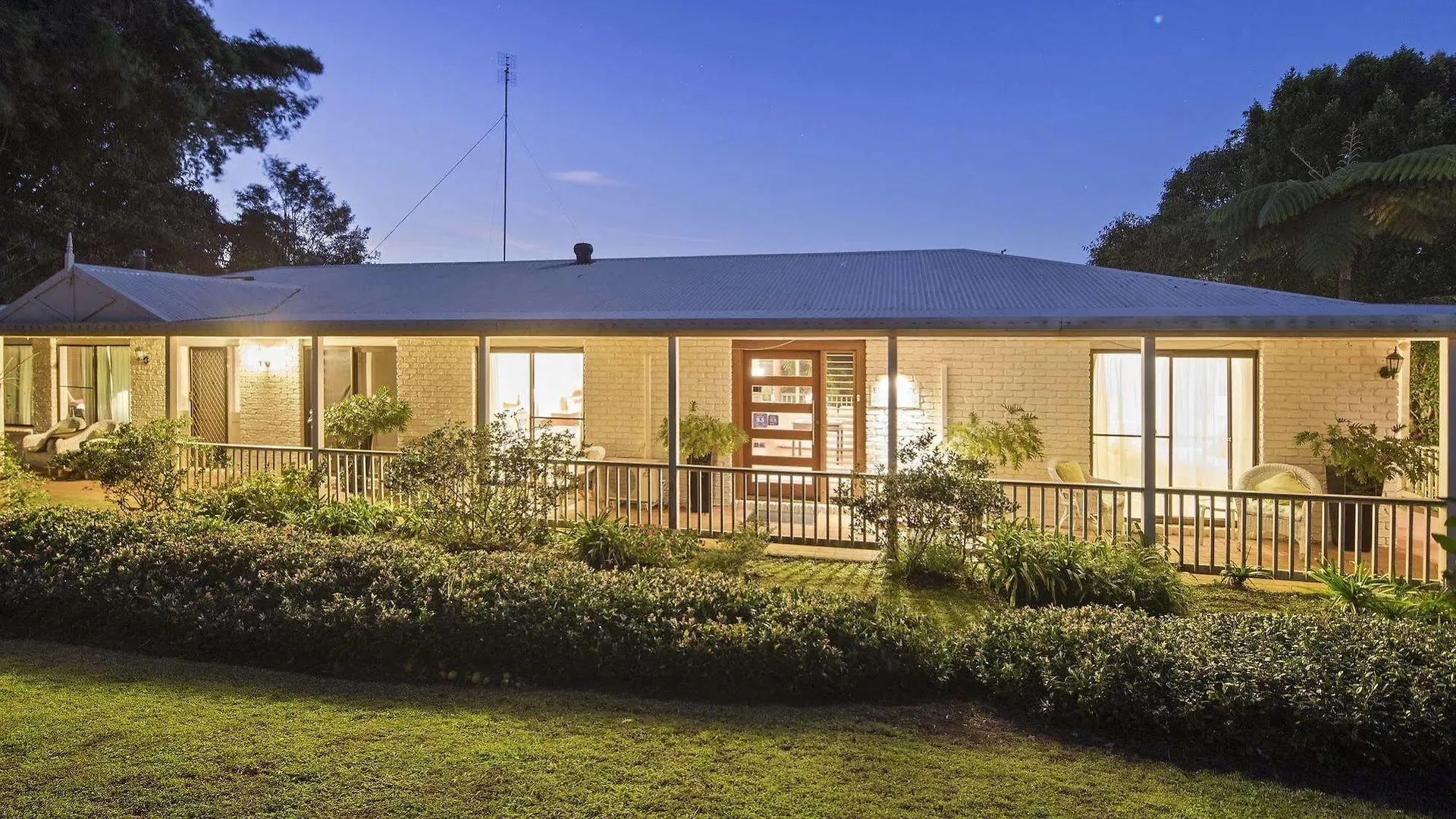 Eden Lodge Nambour Frühstückspension