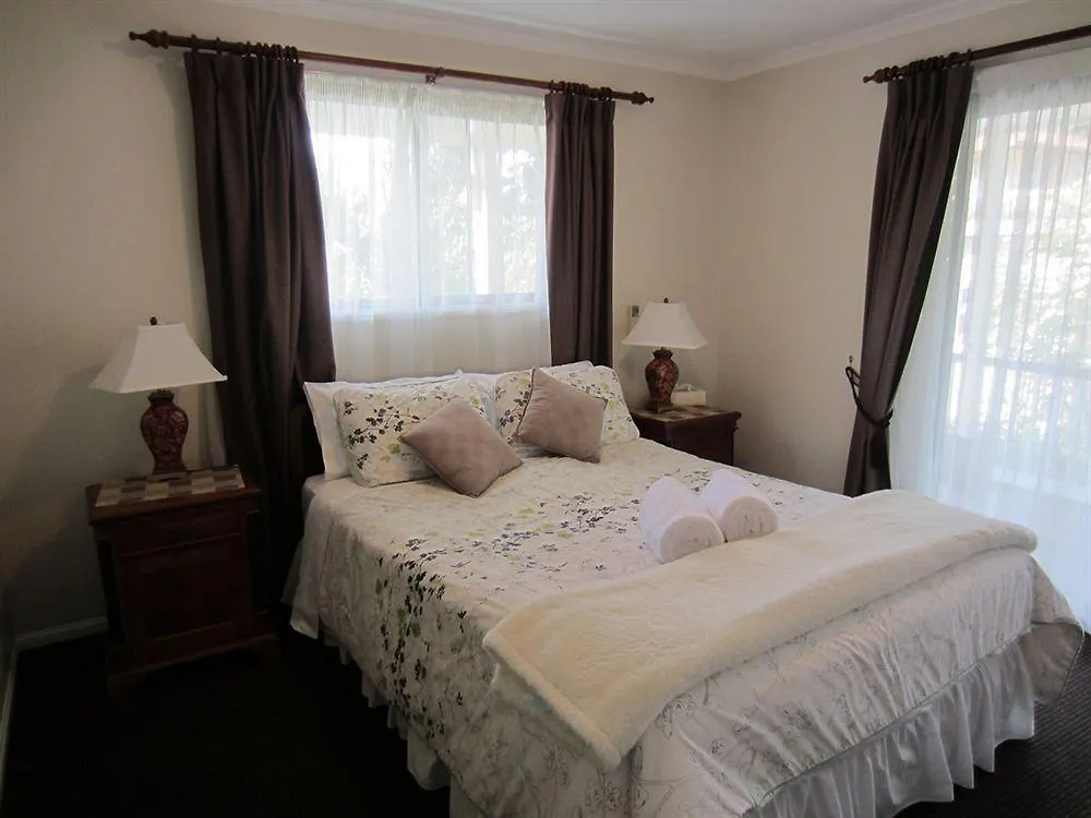 Eden Lodge Nambour 4*,  Australia